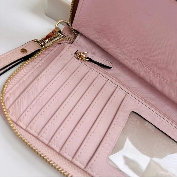 Micheal Kors Pebbled Leather Zip Around Wallet/Wristlet - Picture 5 of 9